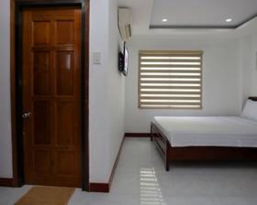 Hoang Thuy Hotel 2* в Нячанге