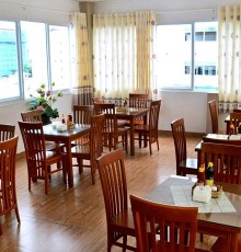 Ha Thanh Hotel 2*