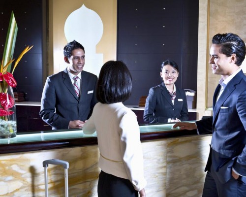 Crowne Plaza Dubai-Deira: отель 5* в Дубае