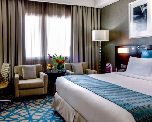 Crowne Plaza Dubai-Deira: отель 5* в Дубае