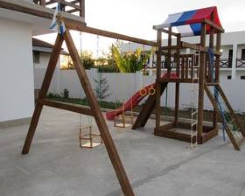 Serebryany Plyazh Hotel, Гудаута