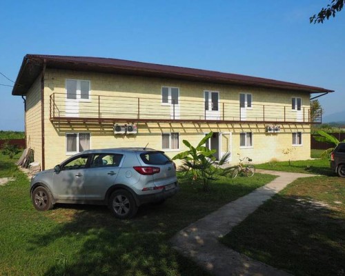Solnechny Bereg Guest House, Гудаута — спокойный отдых у моря