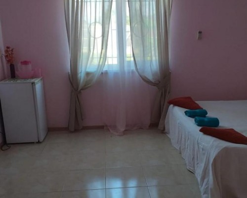 Solnechny Bereg Guest House, Гудаута — спокойный отдых у моря