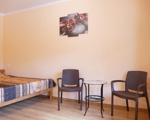 Anzor Guest House в Гудауте — гостевой дом без категории
