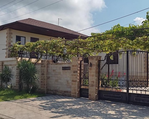 Guest house on Sosnalieva 46 в Гудауте: честный обзор