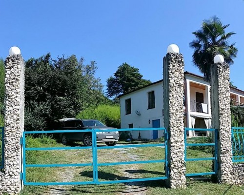 Solnechnaya Usadba Villa в Сухуме: что это за отель
