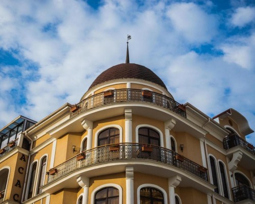 Leon Boutique Hotel, Сухум — честный обзор