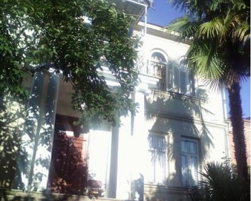 Homestay Hozyaivami в Сухуме — гостевой дом у моря