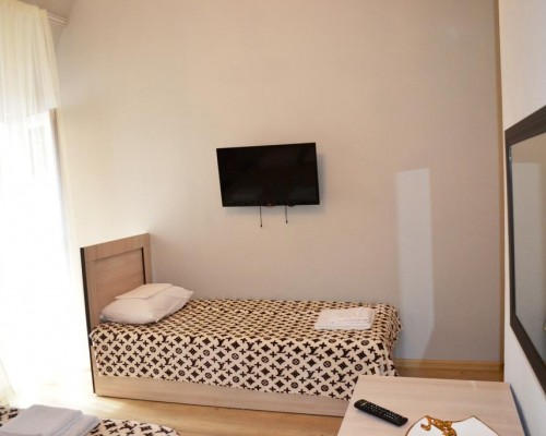 U Morya Guesthouse в Сухуме: честный обзор гостевого дома