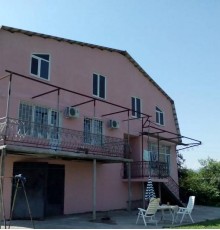 Guesthouse on Bratiev Ezugbaya 26