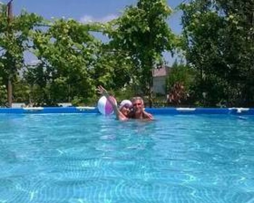 Mini Hotel for Friends в Сухуме — без звёзд, но с бассейном и сауной