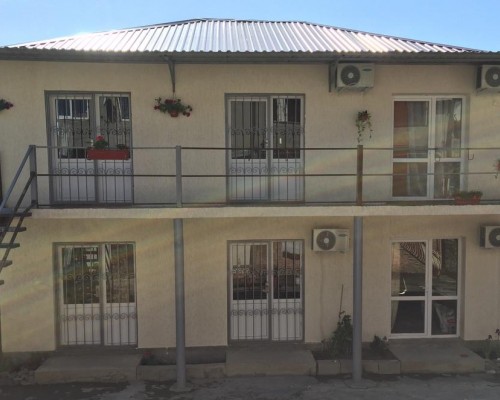 Guest house Y morya в Сухуме — гостевой дом у моря