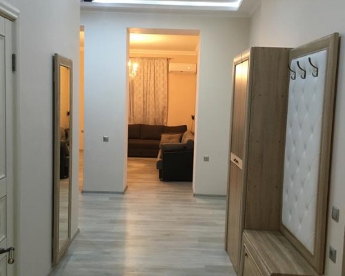 Apartments na Ardzinba в Сухуме: апартаменты у набережной