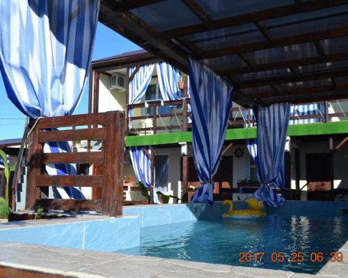 U Palycha Guest House — гостевой дом в Сухуме