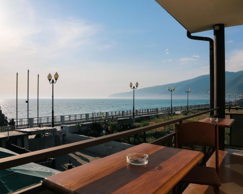 Hotel-Club Poseidon в Гагре: что важно знать перед бронированием