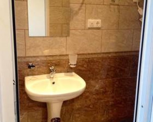 Guest House Sunrise в Гагре: гостевой дом без категории