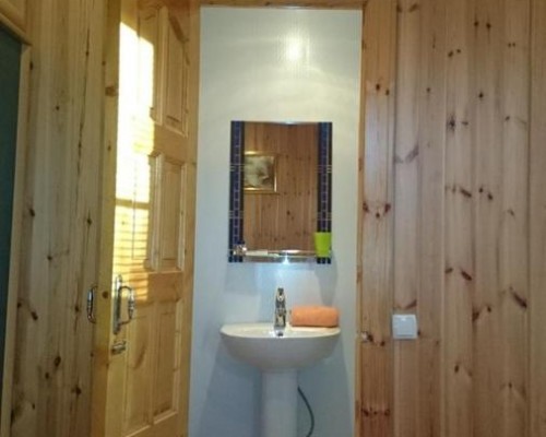 Oganyan Guest House в Гагре: гостевой дом с общей кухней