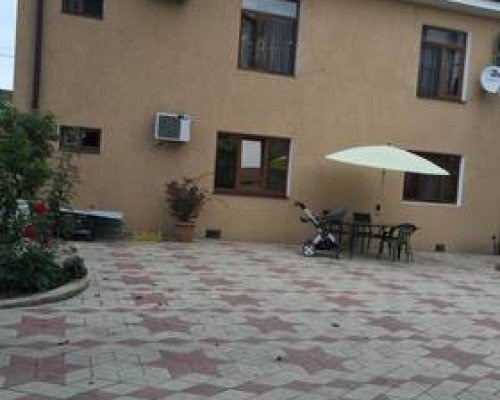 Guesthouse on Abazgaa 25 в Гагре: что это за гостевой дом
