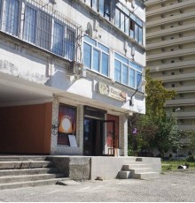 Apartments Lakoba 9a