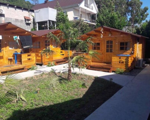 Holiday home Teremok в Гагре: гостевой дом с общей кухней