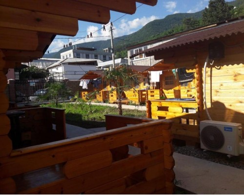 Holiday home Teremok в Гагре: гостевой дом с общей кухней
