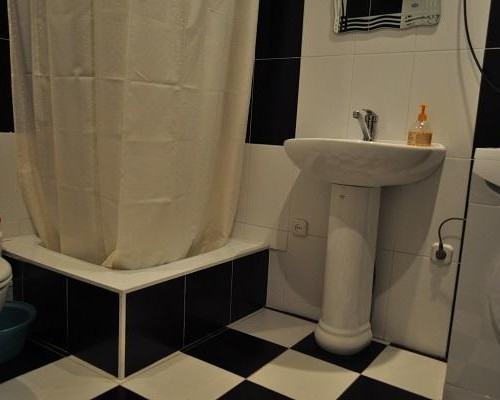 Apartment na Ardzinba 133 в Гагре: апартаменты в центре