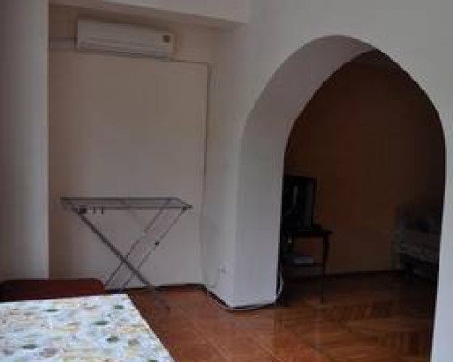 Apartment na Ardzinba 133 в Гагре: апартаменты в центре
