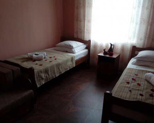 Guest House na Chanba 5 — гостевой дом в Гагре
