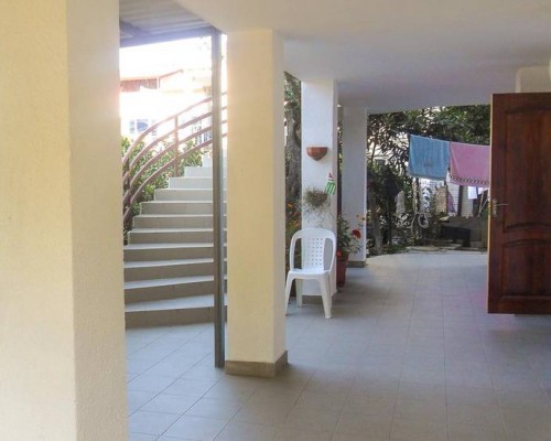 Guest House ASTRA в Гагре: гостевой дом с кухней и трансфером