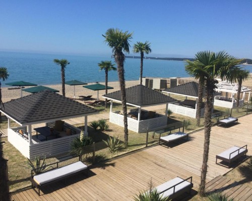 Del Mar Hotel в Пицунде: честный обзор отеля без категории