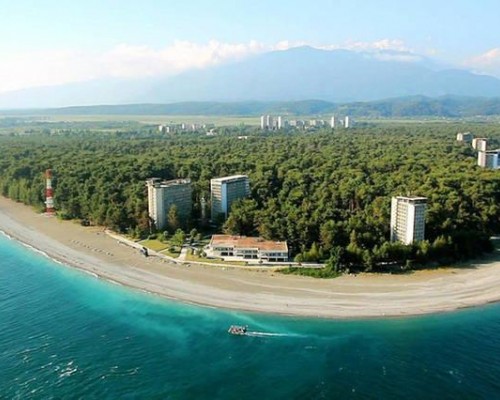 Apartment on Agrba 7/1 в Пицунде
