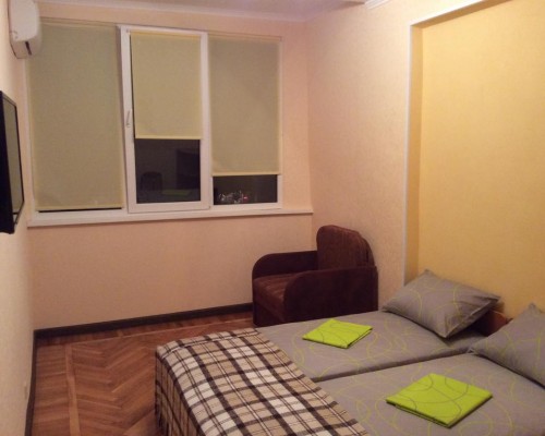 Homestay u Nadezhdy в Пицунде: жильё без категории рядом с древним Питиунтом