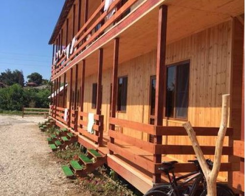Hotel Krestyanskiy Dvorik в Пицунде — что важно знать