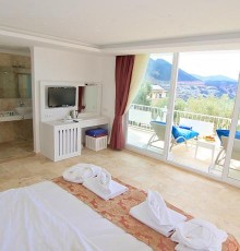 Oasis Hotel