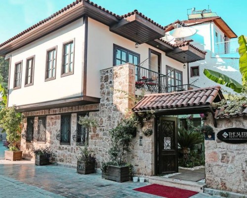 The Suite Apart Hotel — апарт-отель в центре Антальи