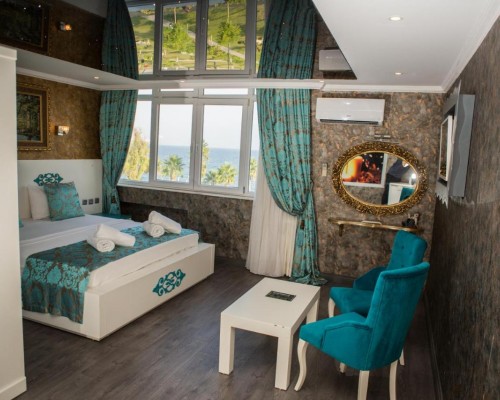 Erdem Hotel 3* в Анталье (Коньяалты): 40 метров до моря