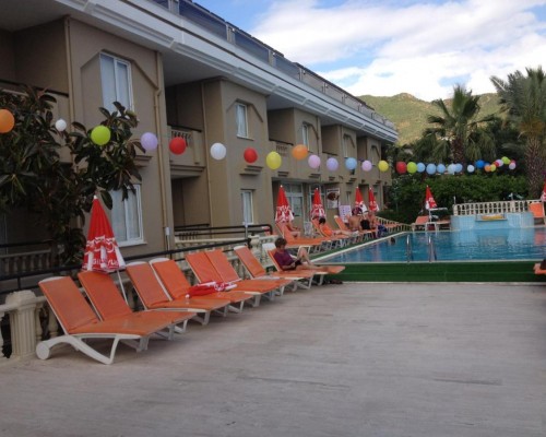 Ozturk Apart Hotel, Мармарис — апартаменты для семейного пляжного отдыха