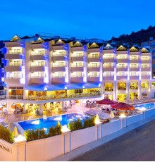 Ideal Piccolo Hotel 4*