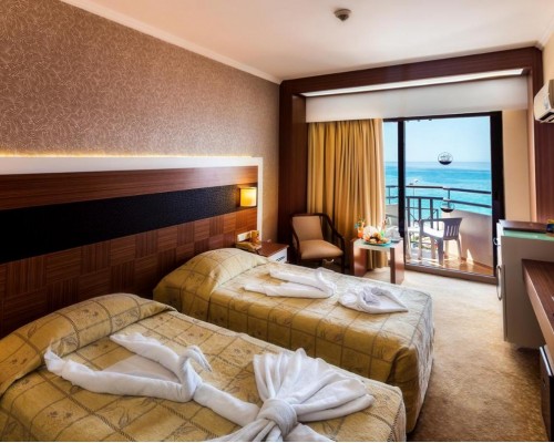 Derici Hotel 4* в Кушадасы: честный обзор