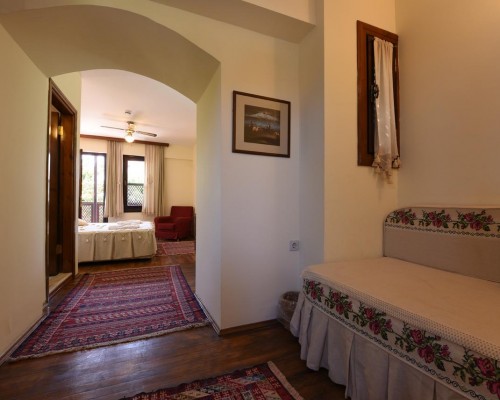 Villa Konak Hotel в Кушадасы: семейный отель в историческом центре