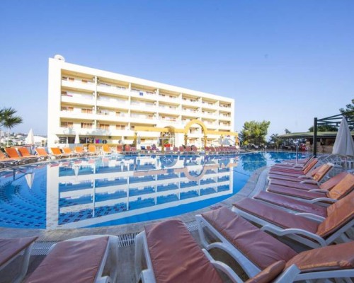 Tuntas Family Suites Kusadasi 4* — семейный отель в Кушадасы