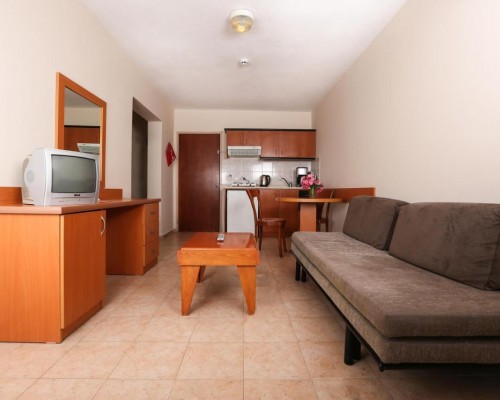 Tuntas Family Suites Kusadasi 4* — семейный отель в Кушадасы