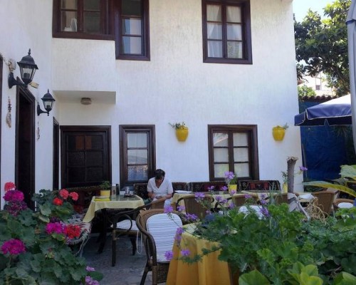 Kusadasi Cennet Pension — пансион в Кушадасы