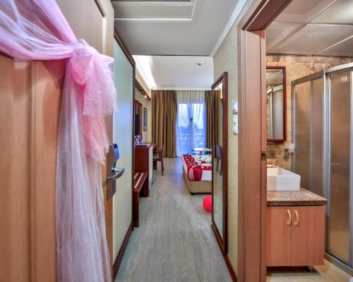 Hotel Beyt - Islamic в Кушадасы: что известно об отеле