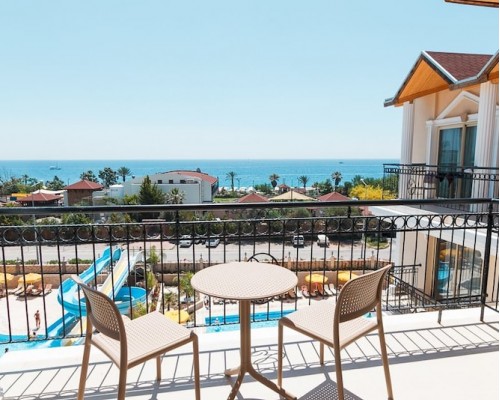 L'Oceanica Beach Resort Hotel 5* в Чамьюве: взгляд турагента