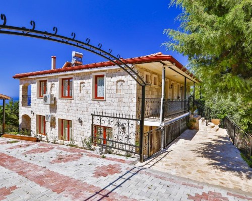 Villa Mina в Каше: что это за отель и кому он подойдёт