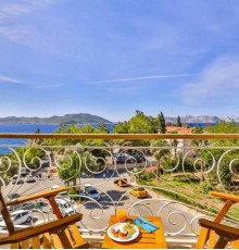 Arnna Hotel