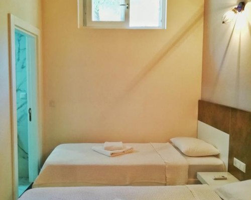 Guest House 7 в Каше: гостевой дом с завтраком