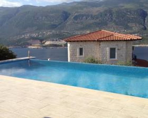Villa Kastello в Каше: вилла с бассейном и барбекю