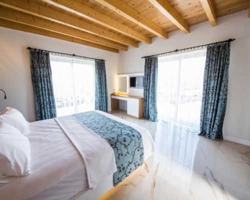 Blanca Beach Hotel в Каше: свой пляж и тишина